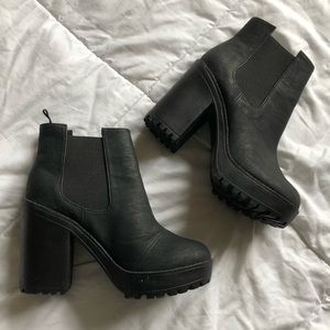 NWOT Chunky Black Ankle Boots